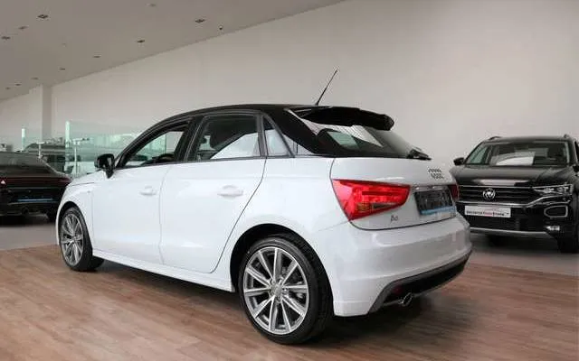 Audi A1 SPORTBACK 1.TFSI*GPS*S-LINE*TOPWAGEN & PRIJS !!! Image 6