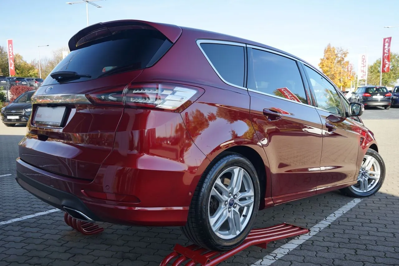 Ford S-Max 2.0 TDCi Titanium...  Image 4