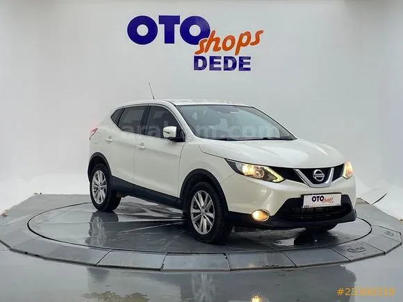 Nissan Qashqai 1.6 dCi Tekna Image 1